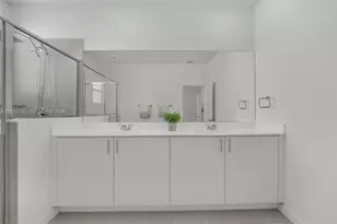 2425 SE 28th Dr, Homestead, FL 33035 - Photo 49