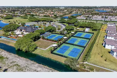 2425 SE 28th Dr #2425, Homestead, FL 33035 - Photo 71