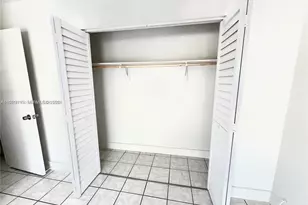 951 SW 7th St, Miami, FL 33130 - Photo 17