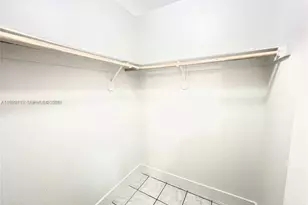 951 SW 7th St, Miami, FL 33130 - Photo 11