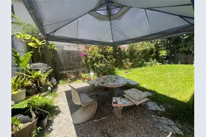 951 SW 7th St #4, Miami, FL 33130 - Photo 19