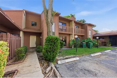 6192 Laurel Ln #B, Tamarac, FL 33319 - Photo 3