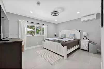 426 SE 3rd St, Dania Beach, FL 33004 - Photo 13