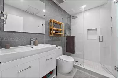 426 SE 3rd St, Dania Beach, FL 33004 - Photo 21