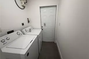 1531 NW 8th Ave, Fort Lauderdale, FL 33311 - Photo 11