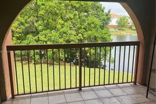 10233 NW 9th St Cir, Miami, FL 33172 - Photo 1