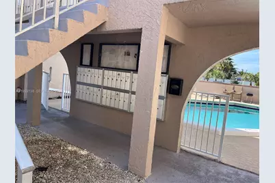 1100 SE 4th Ave #16, Deerfield Beach, FL 33441 - Photo 13