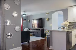 529 NW 47th Way, Coconut Creek, FL 33063 - Photo 9