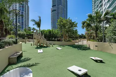 300 S Pointe Drive #801, Miami Beach, FL 33139 - Photo 37
