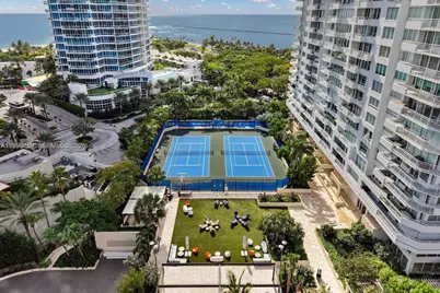300 S Pointe Drive #801, Miami Beach, FL 33139 - Photo 5