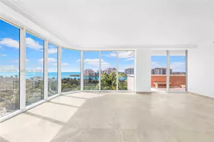 300 South Pointe Dr, Miami Beach, FL 33139 - Photo 11