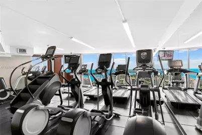 300 S Pointe Drive #801, Miami Beach, FL 33139 - Photo 39
