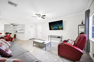2528 SW Natura Blvd, Deerfield Beach, FL 33441 - Photo 3