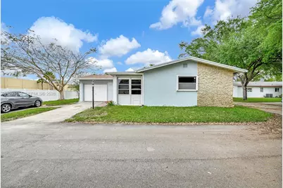 2528 SW Natura Blvd, Deerfield Beach, FL 33441 - Photo 31