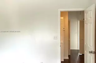 8706 NW 38th Dr, Coral Springs, FL 33065 - Photo 11