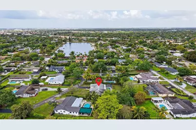 10753 SW 118th St, Miami, FL 33176 - Photo 47