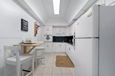 [Address not provided], Hollywood, FL 33019 - Photo 23