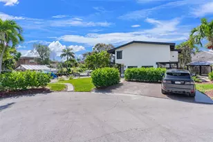 516 NE 6th Ave, Deerfield Beach, FL 33441 - Photo 3