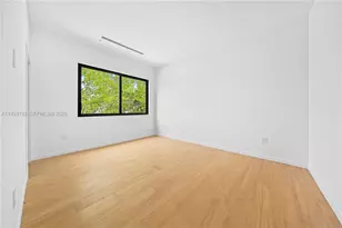 2360 SW 32nd Ave, Miami, FL 33145 - Photo 25