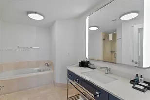4401 Collins Ave, Miami Beach, FL 33140 - Photo 31