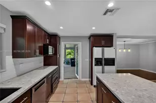 6767 SW 154th St, Palmetto Bay, FL 33157 - Photo 17