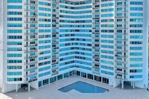 7135 Collins Ave, Miami Beach, FL 33141 - Photo 15