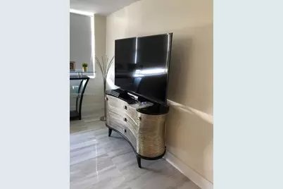 7135 Collins Ave #525, Miami Beach, FL 33141 - Photo 7
