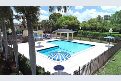 434 Lakeview Dr #205, Weston, FL 33326 - Photo 13