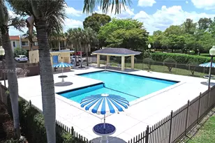 434 Lakeview Dr, Weston, FL 33326 - Photo 13