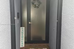 6386 N Milk Wagon Ln, Miami Lakes, FL 33014 - Photo 3