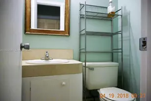 134 Coventry F, West Palm Beach, FL 33417 - Photo 7