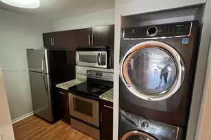 11232 SW 12th St, Pembroke Pines, FL 33025 - Photo 11