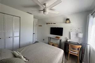 1054 SE 6th Ct, Dania Beach, FL 33004 - Photo 9