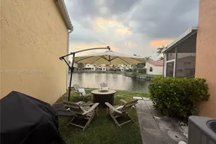 1054 SE 6th Ct, Dania Beach, FL 33004 - Photo 27