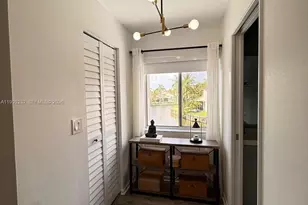 1054 SE 6th Ct, Dania Beach, FL 33004 - Photo 3