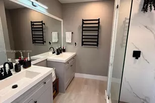 1054 SE 6th Ct, Dania Beach, FL 33004 - Photo 5