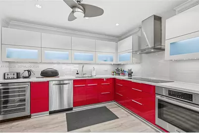 2207 NE 16th Ave, Wilton Manors, FL 33305 - Photo 15