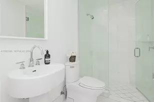 2950 NE 188th St, Aventura, FL 33180 - Photo 39