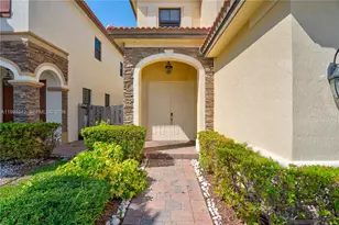 10021 NW 87th Terrace, Doral, FL 33178 - Photo 5