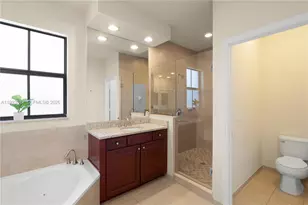 10021 NW 87th Terrace, Doral, FL 33178 - Photo 21