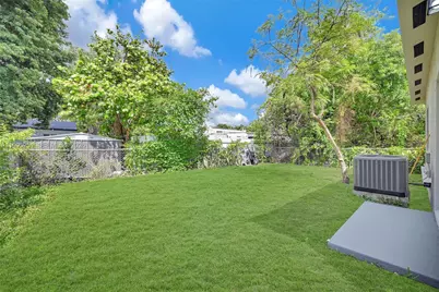 6940 NW 5th Pl, Miami, FL 33150 - Photo 7