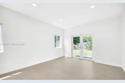 6940 NW 5th Pl, Miami, FL 33150 - Photo 13
