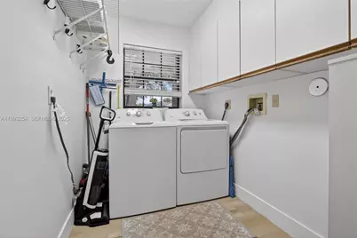 10910 NW 18th Ct, Plantation, FL 33322 - Photo 35