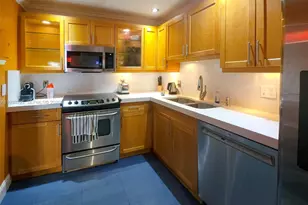 401 Golden Isles Dr, Hallandale Beach, FL 33009 - Photo 13