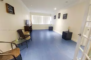401 Golden Isles Dr, Hallandale Beach, FL 33009 - Photo 17
