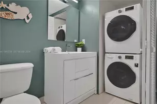 1111 SW 1st Ave, Miami, FL 33130 - Photo 21