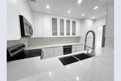 5401 W Broward Blvd, Plantation, FL 33317 - Photo 13