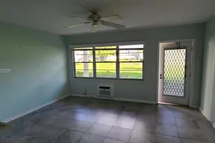 7 Fanshaw A, Boca Raton, FL 33434 - Photo 3