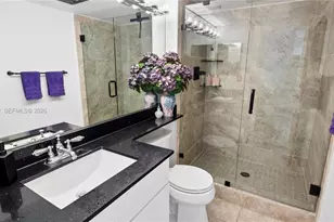 20301 W Country Club Dr, Aventura, FL 33180 - Photo 13