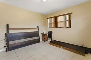 53 NW 169th St, North Miami Beach, FL 33169 - Photo 27